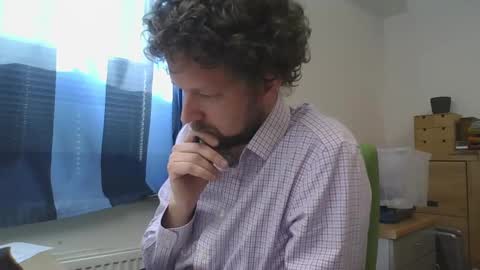 chr35is09 online show from 03.04.25