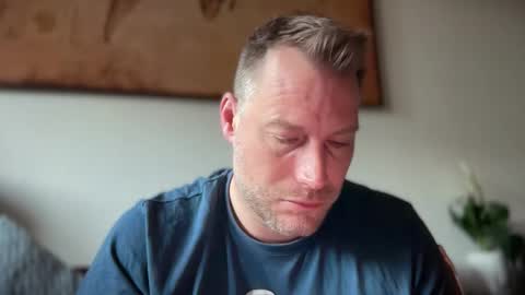 Christian online show from 04.05.26