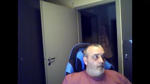 Snapshot of chris250268 chatting on 05.31.26 Chris online show from 05.31.26