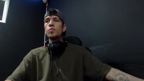 Snapshot of chris_castro chatting on 02.17.25 ChrisG online show from 02.17.25