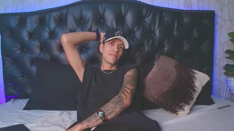 Snapshot of chris_castro chatting on 01.10.26 ChrisG online show from 01.10.26
