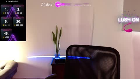 cris         Twitter magnum101010 insta magnumc20 online show from 02.25.25