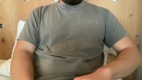 Snapshot of chris_topher_francis chatting on 01.02.25 chris_topher_francis online show from 01.02.25