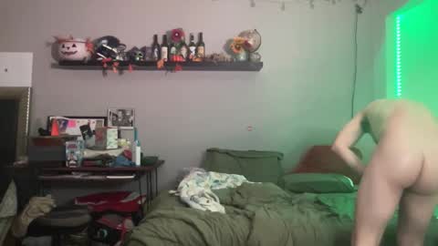 Snapshot of chrisfordcam chatting on 01.12.26 Chris Ford online show from 01.12.26