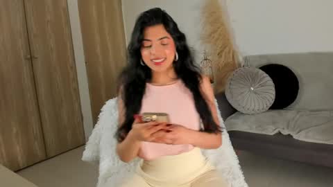 Chrishell online show from 04.19.26