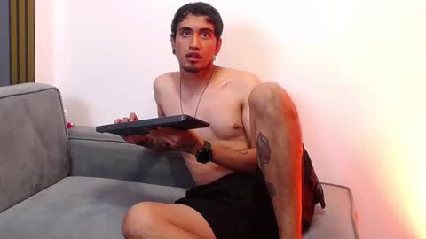 chrislyonss online show from 12.15.25