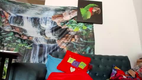 chriss_evanss_ online show from 11.19.25