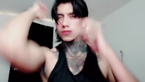 Snapshot of chriss_opp chatting on 02.24.25 CHRIS INDEPENT MODEL online show from 02.24.25