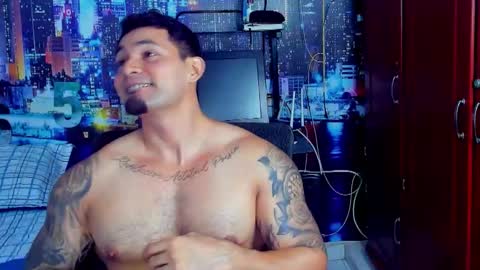 Chriss Stewart online show from 11.08.25