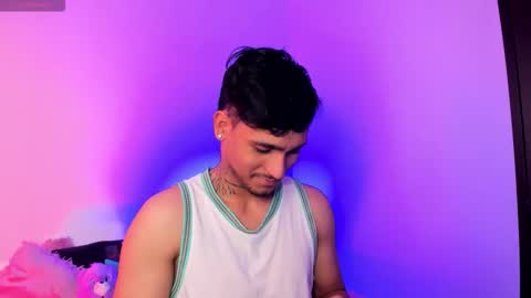 Christian Wang online show from 12.02.25