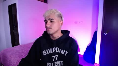 Christian Wang online show from 03.13.26