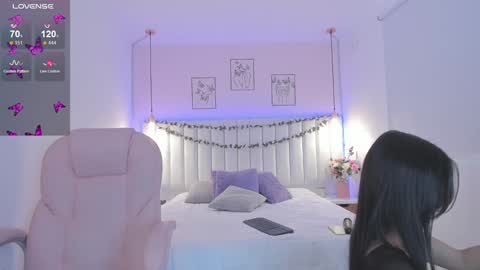 Snapshot of christal_jane chatting on 01.22.25 christal_jane online show from 01.22.25