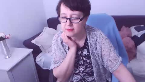 Christa online show from 01.11.25