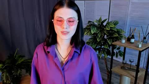 christaschrecongost online show from 03.04.26