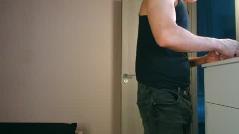 Snapshot of christianlevine_ chatting on 07.18.26 UPVOTE ME ------ ILL DO SOMETHING FOR FREE online show from 07.18.26