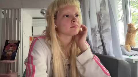 Snapshot of christiechorney chatting on 07.18.26 christiechorney online show from 07.18.26