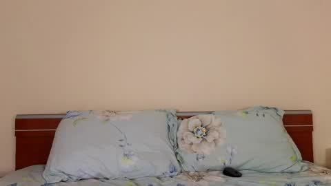 christihanson online show from 04.21.26