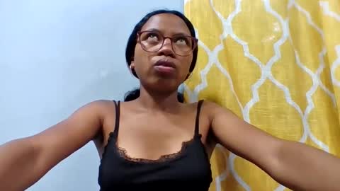 Snapshot of christinah262488 chatting on 03.15.26 christinah262488 online show from 03.15.26