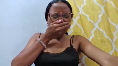 Snapshot of christinah262488 chatting on 03.16.26 christinah262488 online show from 03.16.26