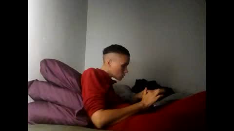 Christina Saunters online show from 02.08.25