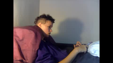 Christina Saunters online show from 09.27.25