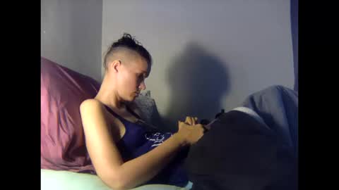 Christina Saunters online show from 10.15.25