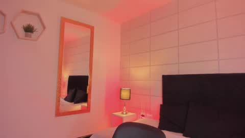 Christine  online show from 01.14.26