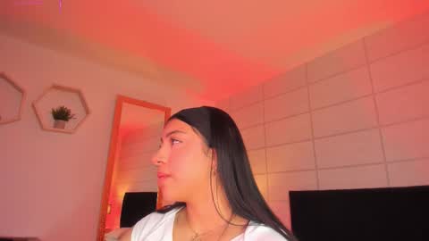 Christine  online show from 01.16.26