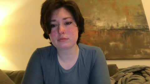 Snapshot of christinescorner chatting on 06.25.26 Christine online show from 06.25.26