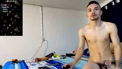 Snapshot of christopher__vans chatting on 06.22.26 CHRISTOPHER online show from 06.22.26