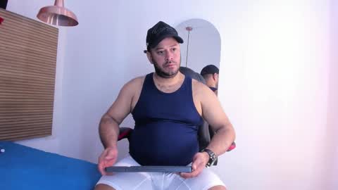 Snapshot of christopher_cruz_ chatting on 12.01.25 christopher_cruz_ online show from 12.01.25