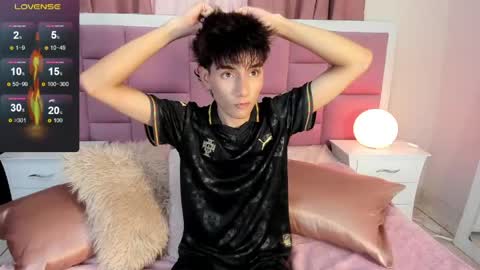 Snapshot of christopher_robin4 chatting on 05.16.26 Chris online show from 05.16.26