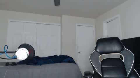 Snapshot of chrisvacherx chatting on 09.20.25 ChrisVacherx online show from 09.20.25