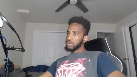 Snapshot of chrisvacherx chatting on 09.29.25 ChrisVacherx online show from 09.29.25