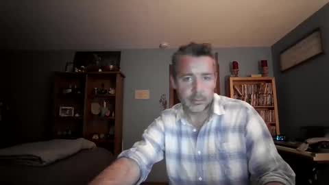 chrisw8121 online show from 12.13.25