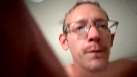 chriswells062590 online show from 04.21.26