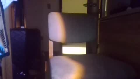 CreepyCrawlyQueenIsmyfavstreamerbyfar online show from 11.29.25