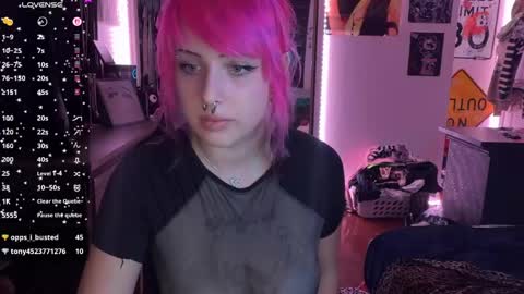 Snapshot of chromeheartzz chatting on 05.23.26 chromeheartzz online show from 05.23.26