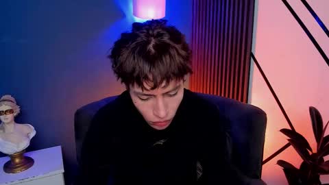 chrristopher77 online show from 10.14.25