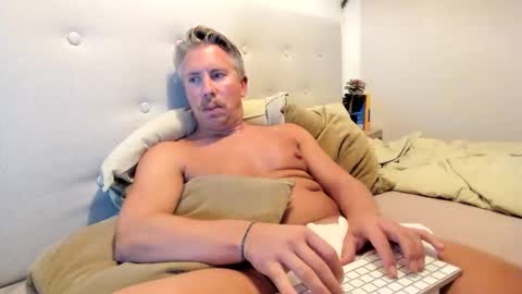 ChrisBang online show from 12.18.25