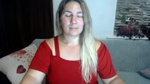 Snapshot of chrystalbella chatting on 07.09.26 Diana online show from 07.09.26