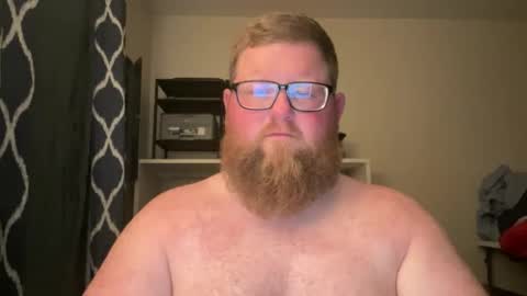 Snapshot of chubbsguy92 chatting on 06.05.26 chubbsguy92 online show from 06.05.26