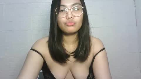 Snapshot of chubbycheeks27 chatting on 02.11.25 chubbycheeks27 online show from 02.11.25