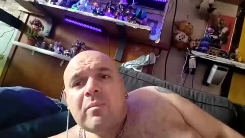Snapshot of chubbyman43 chatting on 05.18.26 chubbyman43 online show from 05.18.26