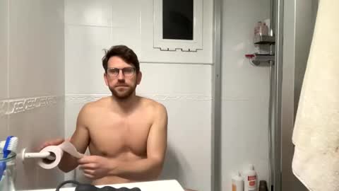 Snapshot of chusterplace1 chatting on 12.03.24 Chuster online show from 12.03.24