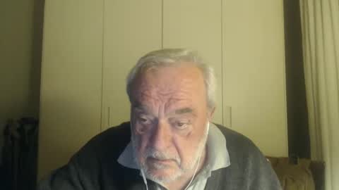 Snapshot of ciaoamoremio4 chatting on 12.08.24 ciaoamoremio4 online show from 12.08.24