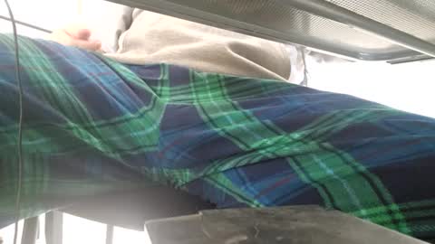 Snapshot of cigneska1 chatting on 01.28.25 cigneska1 online show from 01.28.25