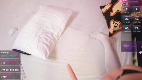 Snapshot of cii_lerry chatting on 11.15.25 Lerry online show from 11.15.25