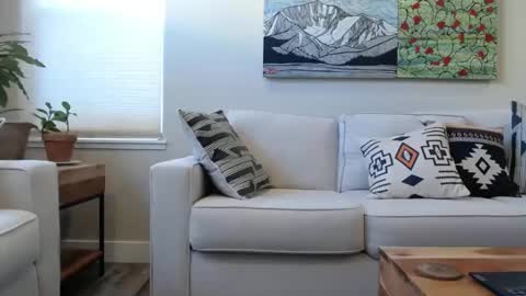 Snapshot of cinapw chatting on 10.18.25 cinapw online show from 10.18.25