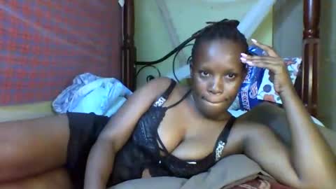 Snapshot of cinddy_14 chatting on 01.07.25 cinddy 14 online show from 01.07.25